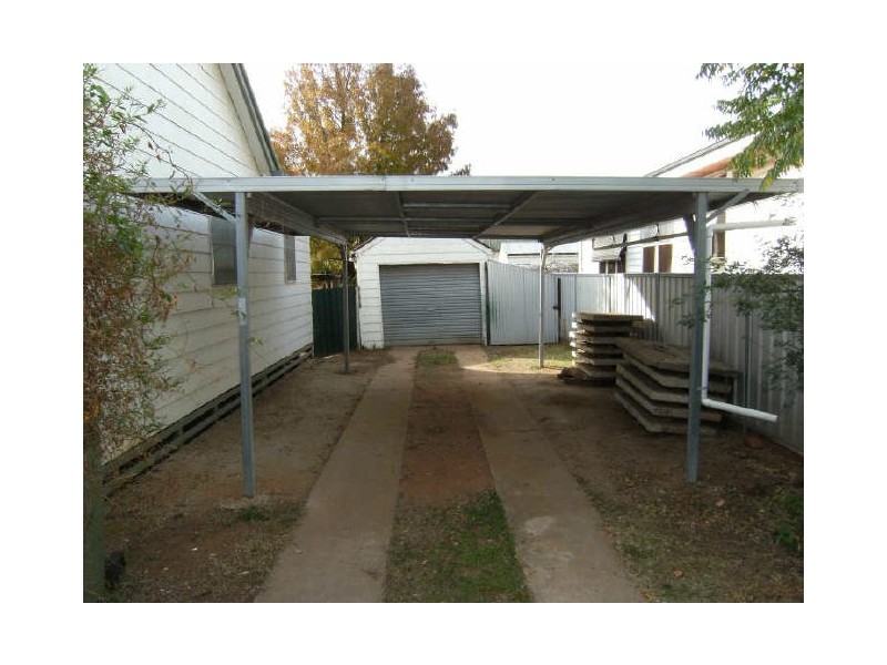 10 Elizabeth Street, Swan Hill VIC 3585