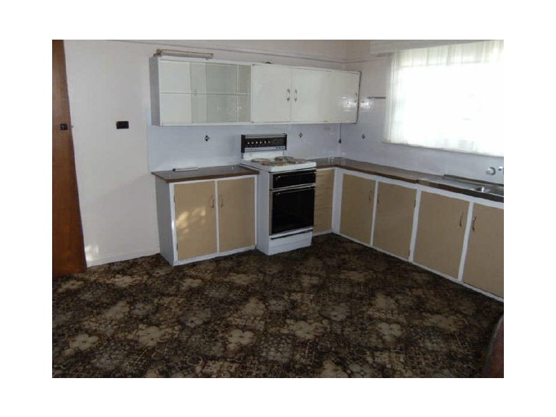 10 Elizabeth Street, Swan Hill VIC 3585