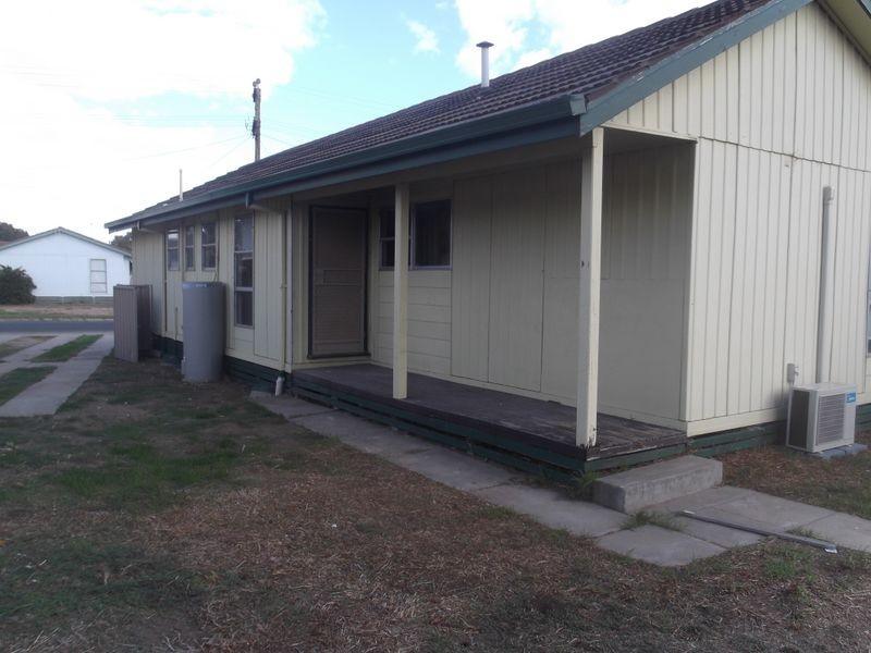 11 Harrison Crescent, Swan Hill VIC 3585