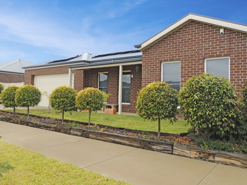 4 Redgum Street, Swan Hill VIC 3585