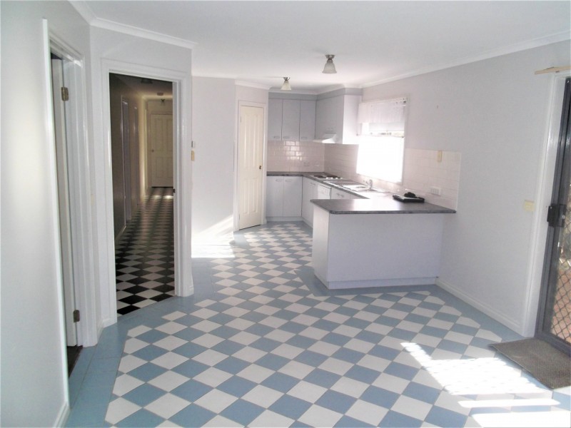 60 Coronation Avenue, Swan Hill VIC 3585