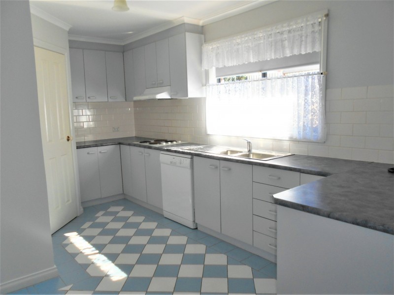 60 Coronation Avenue, Swan Hill VIC 3585