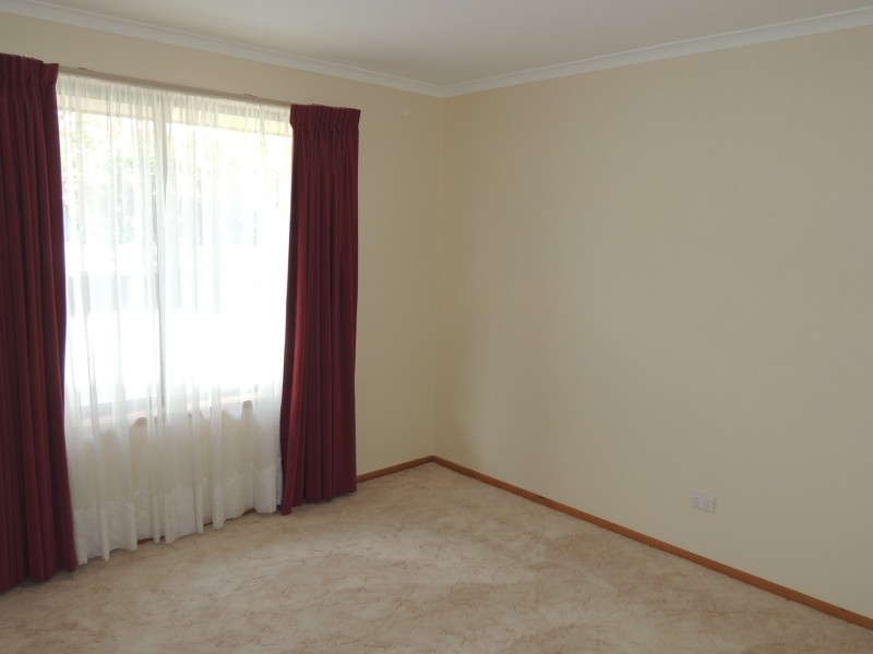 9 Poole Boulevard, Swan Hill VIC 3585