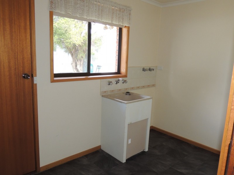 9 Poole Boulevard, Swan Hill VIC 3585