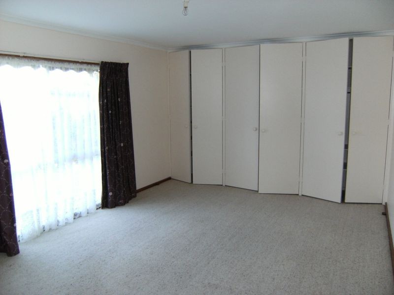 19 Harrison Crescent, Swan Hill VIC 3585