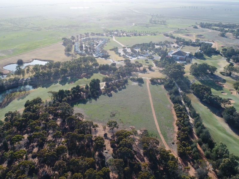 - ‘Fairways’, Murray Downs VIC 3585