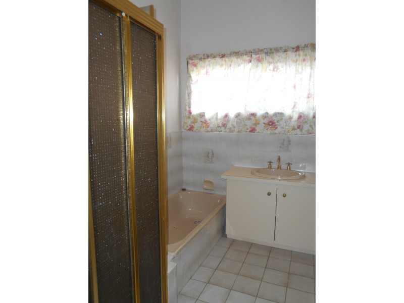 25 Naretha Street, Swan Hill VIC 3585