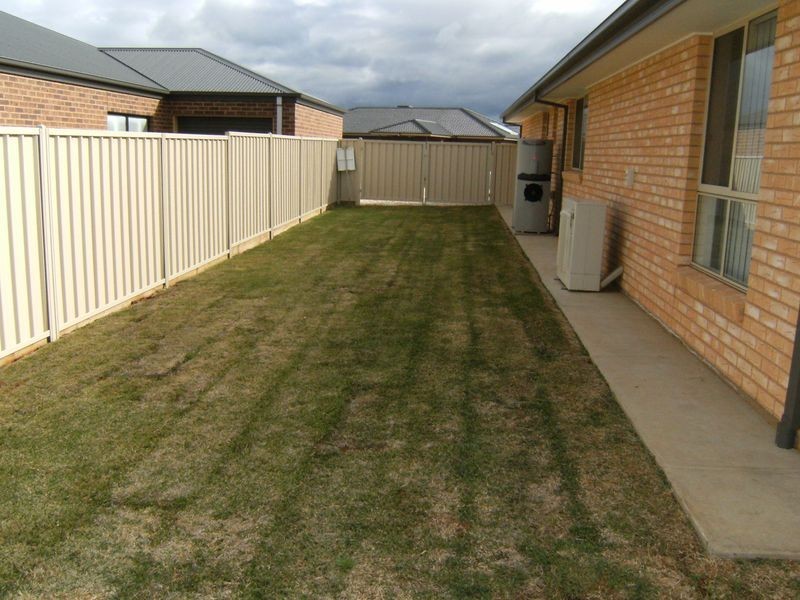 4 Hakea Street, Swan Hill VIC 3585