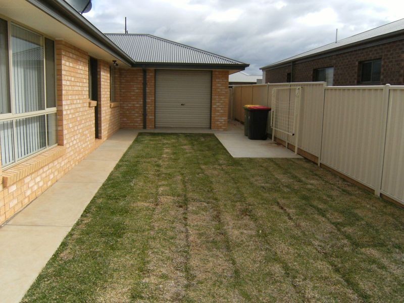 4 Hakea Street, Swan Hill VIC 3585
