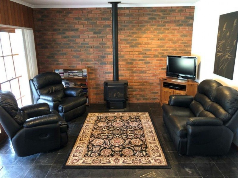 25 Burton Street, Swan Hill VIC 3585