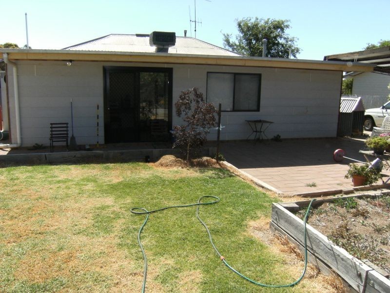 121 Stradbroke Avenue, Nyah VIC 3594