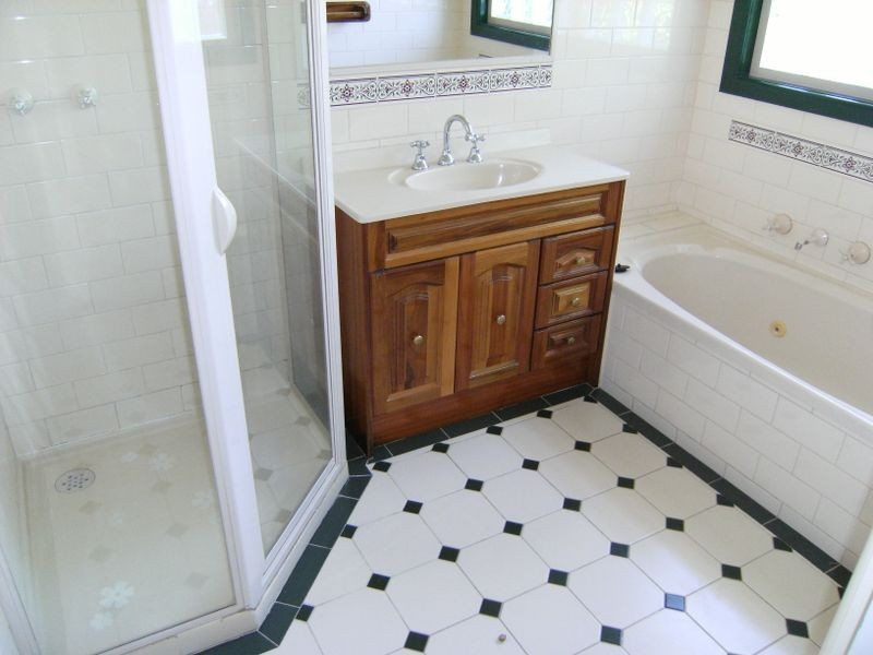 23 Palaroo Street, Swan Hill VIC 3585