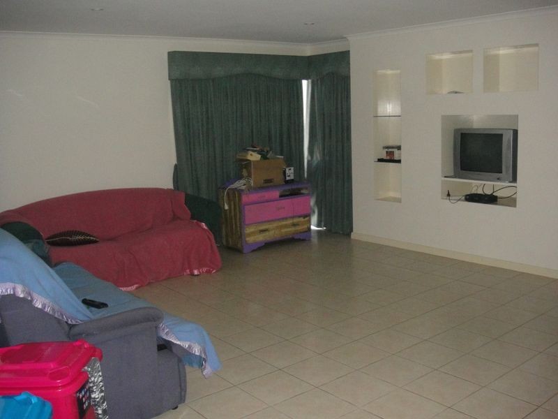17 Nalder Drive, Swan Hill VIC 3585
