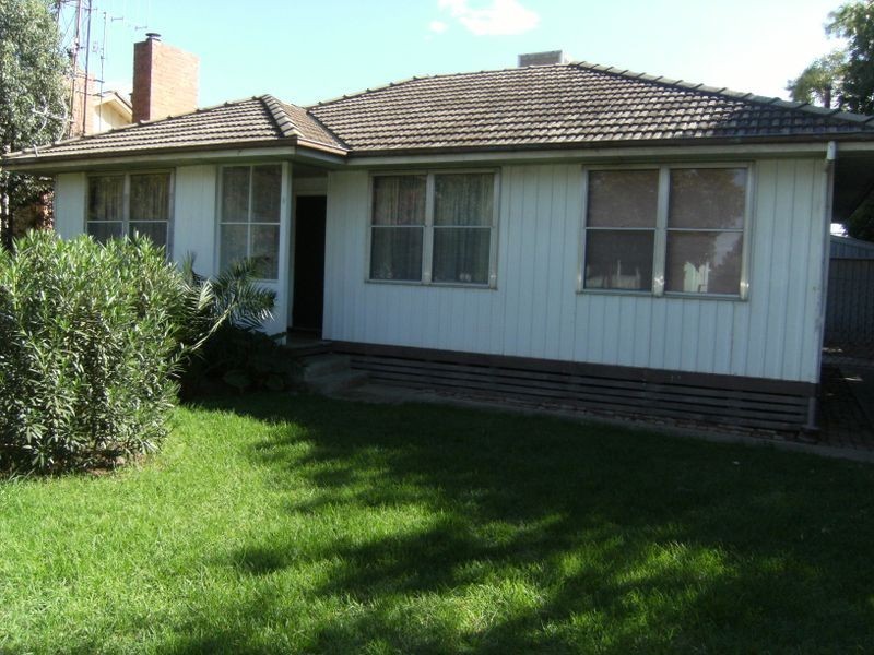 8 Mulbar Street, Swan Hill VIC 3585