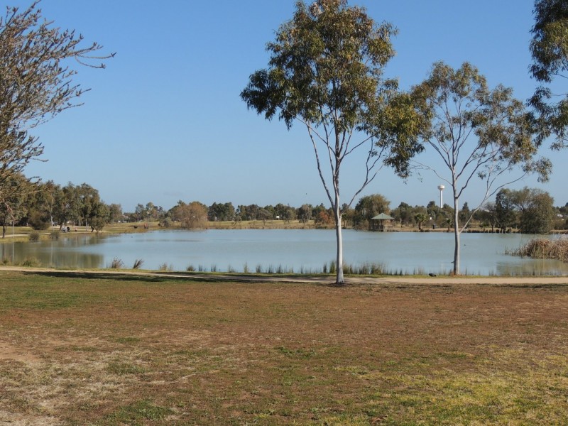 2 Woorinen Road, Swan Hill VIC 3585