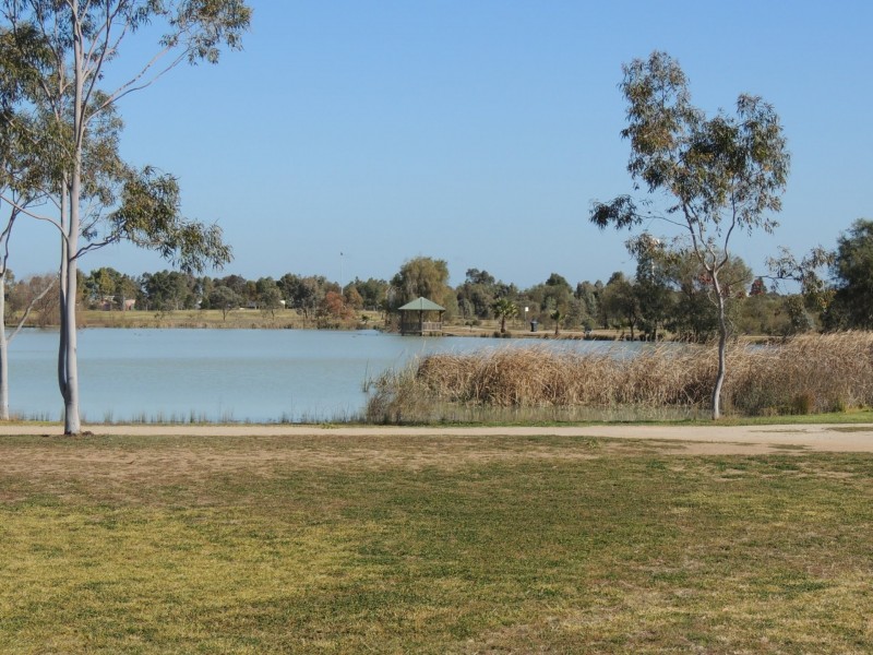 2 Woorinen Road, Swan Hill VIC 3585