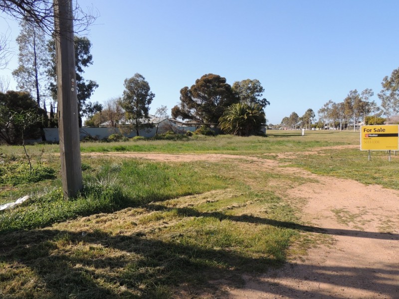 2 Woorinen Road, Swan Hill VIC 3585