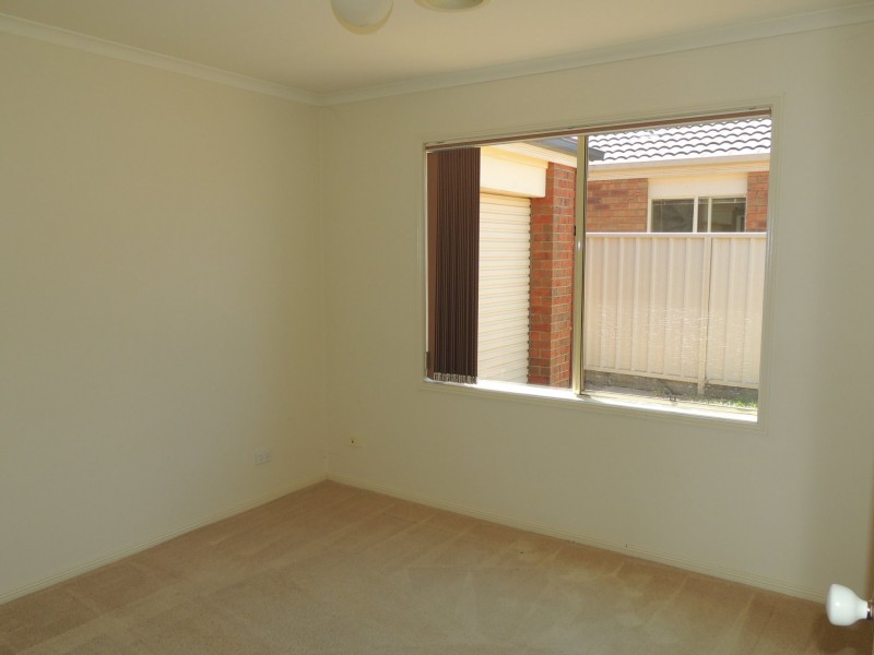 5 Gaethan Drive, Swan Hill VIC 3585