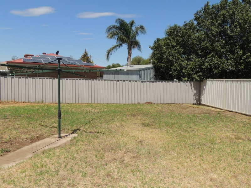 5 Gaethan Drive, Swan Hill VIC 3585