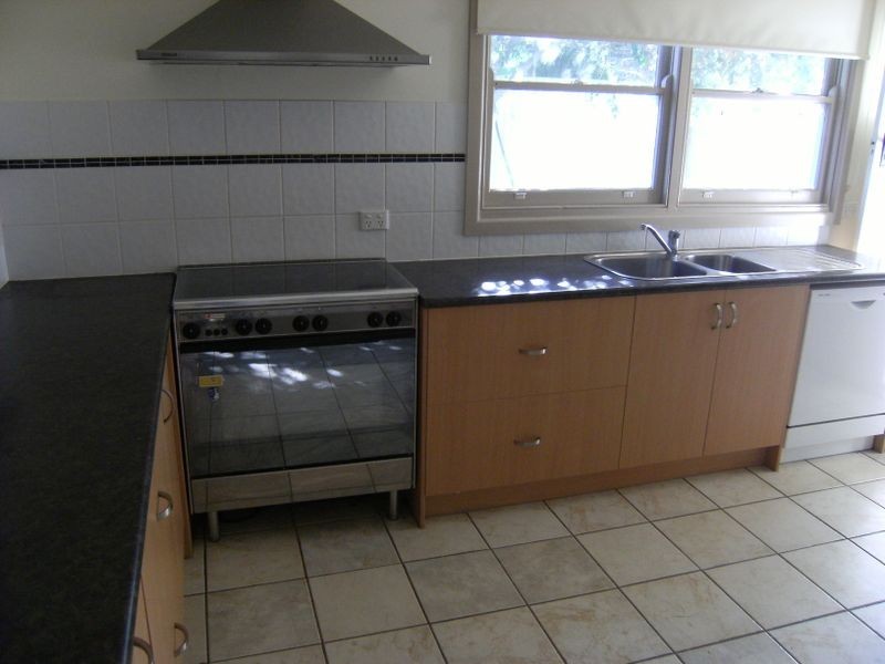 9 Marraboor Street, Swan Hill VIC 3585