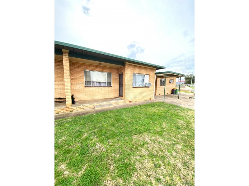 4/136 Stradbroke Avenue, Swan Hill VIC 3585