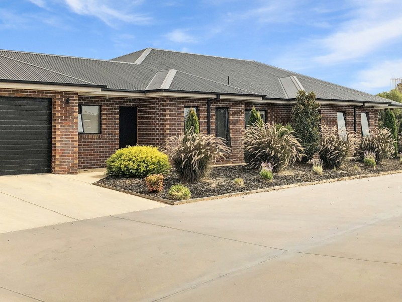 6 Heath Lane, Swan Hill VIC 3585