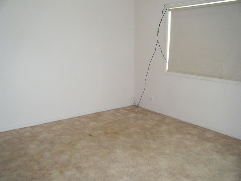 1/136 Stradbroke Avenue, Swan Hill VIC 3585