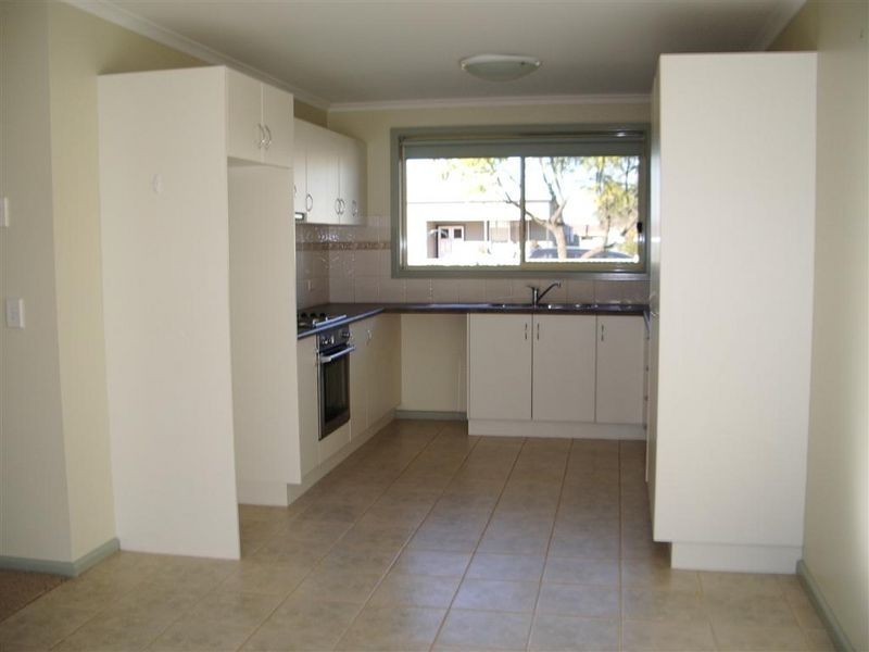 1/64 Gray Street, Swan Hill VIC 3585