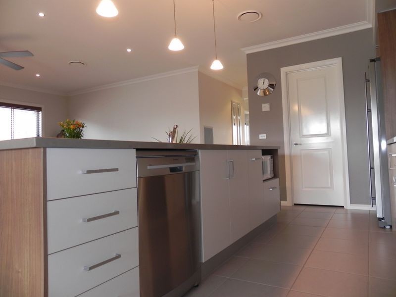 8 Dundas Lane, Swan Hill VIC 3585