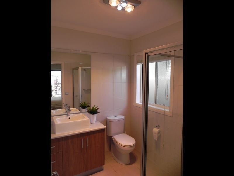 8 Dundas Lane, Swan Hill VIC 3585