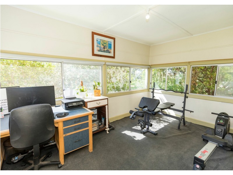 11 School Hill Road, Nyah VIC 3594