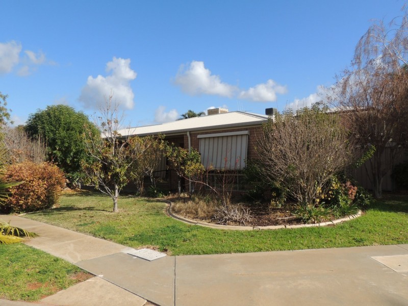 26B Wilkins Grove, Swan Hill VIC 3585