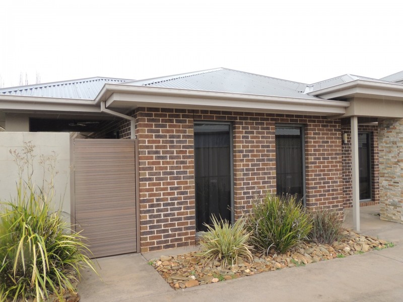 Unit 2/365 Beveridge Street, Swan Hill VIC 3585