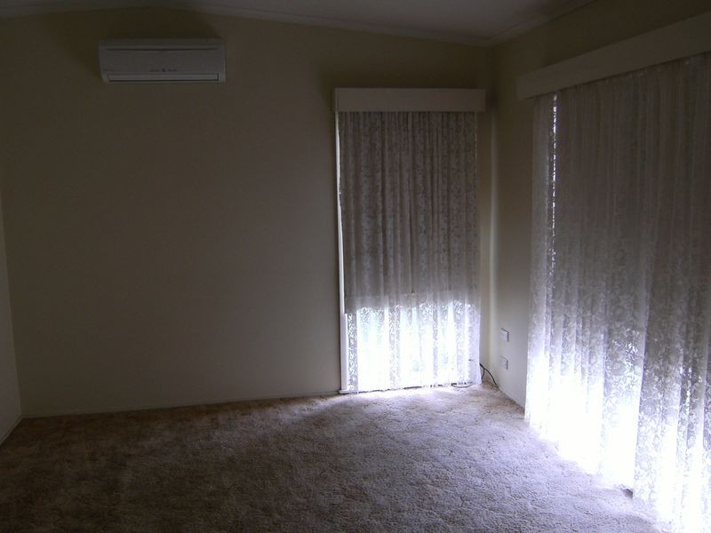 15 Bruton Grove, Swan Hill VIC 3585