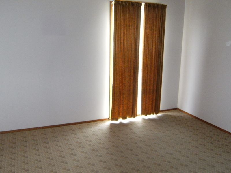 15 Bruton Grove, Swan Hill VIC 3585