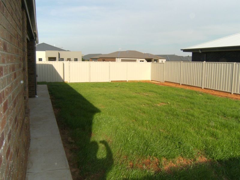 1 Cassia Way, Swan Hill VIC 3585