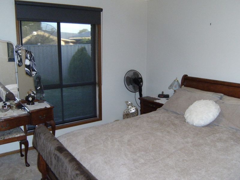 2/11 Foster Street, Swan Hill VIC 3585