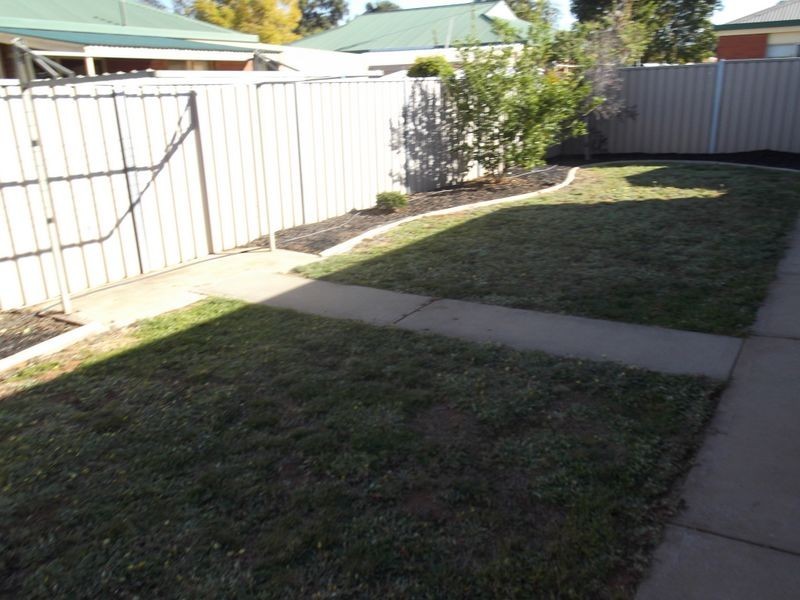 2/11 Foster Street, Swan Hill VIC 3585