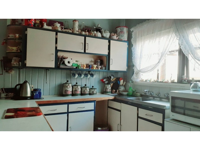 33 Railway Avenue, Sea Lake VIC 3533