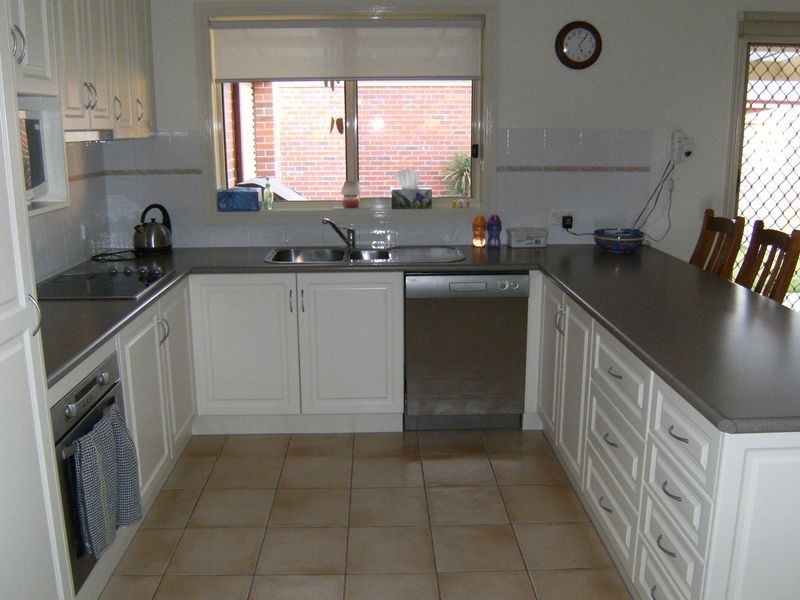 2/13 Melis Court, Swan Hill VIC 3585