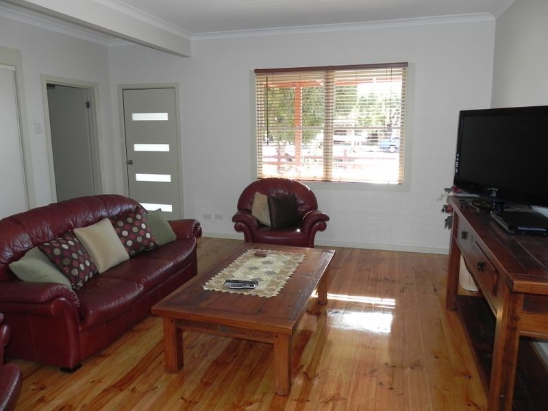 53 Stradbroke Avenue, Swan Hill VIC 3585