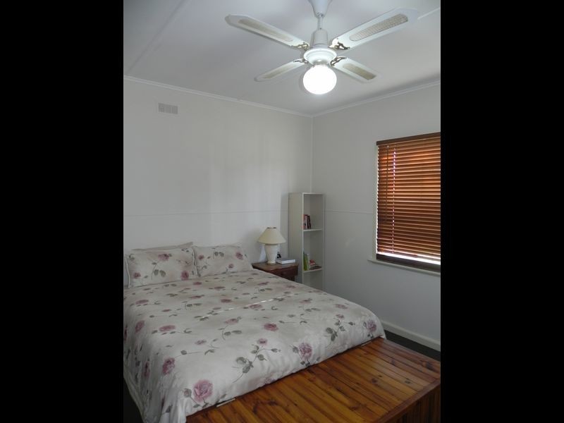 53 Stradbroke Avenue, Swan Hill VIC 3585