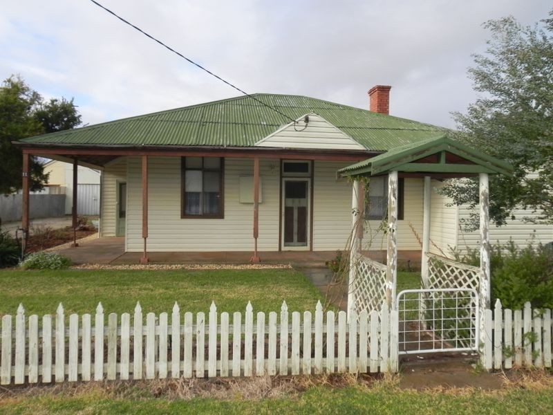 11 Birdwood Avenue, Nyah West VIC 3595