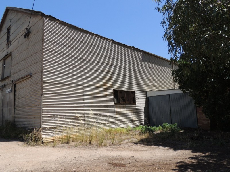 174-176 Curlewis Street, Swan Hill VIC 3585