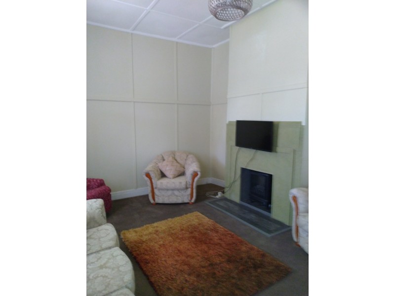 42 Sutcliff Street, Sea Lake VIC 3533