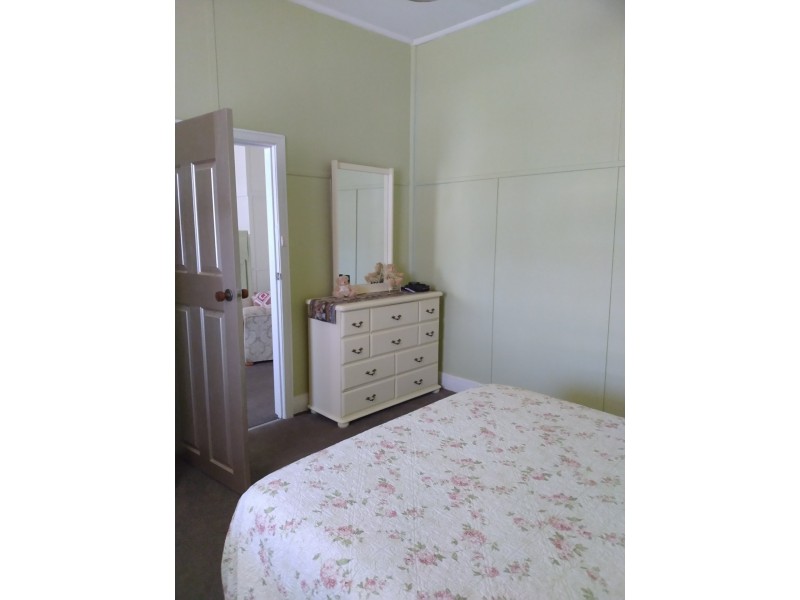 42 Sutcliff Street, Sea Lake VIC 3533