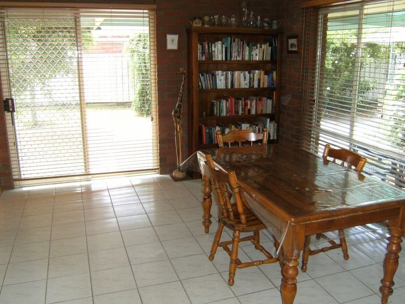 3 Makepeace Street, Swan Hill VIC 3585
