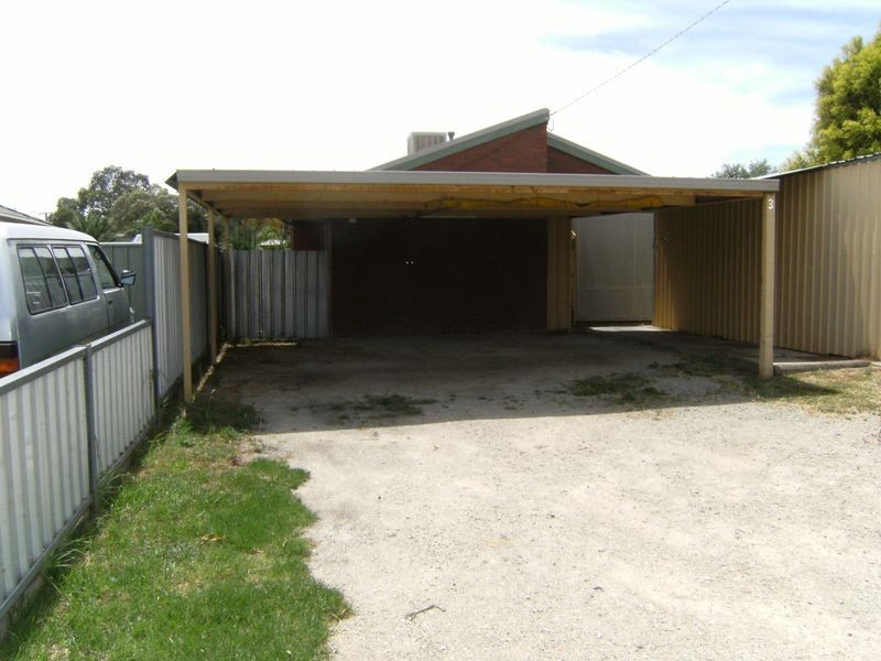 3 Makepeace Street, Swan Hill VIC 3585
