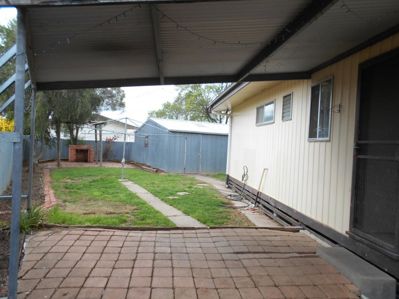 25 Standen Street, Swan Hill VIC 3585
