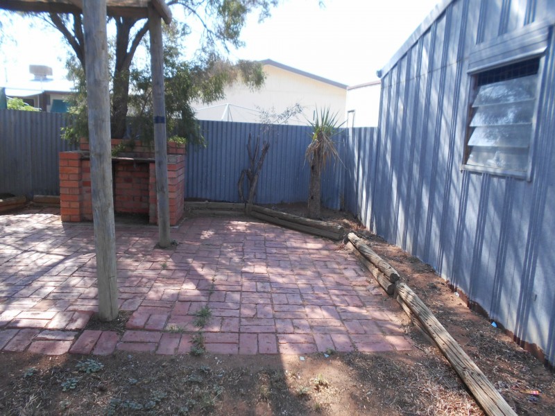25 Standen Street, Swan Hill VIC 3585
